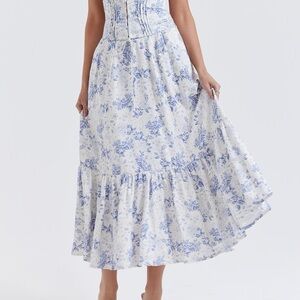 EUC House of CB Aitana Blue Floral Midi Skirt Size L